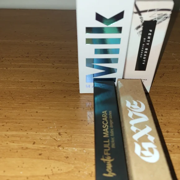 Brand New Lot of Makeup, Skincare, & Hair Care - Picture 3 of 5